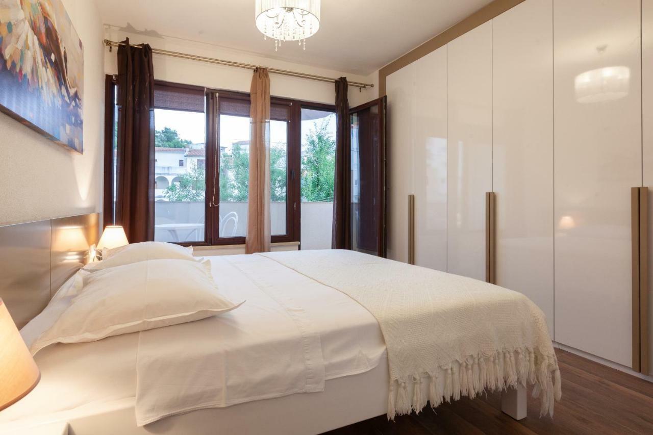 Apartmani Tina Podgora Extérieur photo
